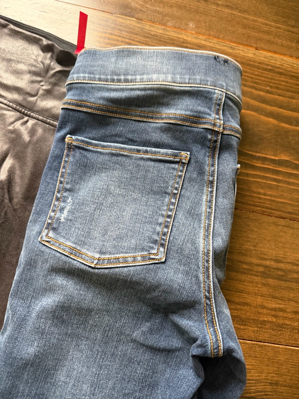 SPANX - Bundle of 6 Leggings - Picture 8 of 10